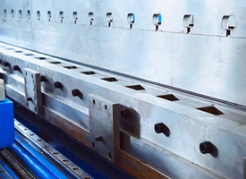 Tandem Press Brake Deflection Compensation