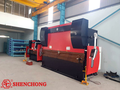Vietnam CNC Press Brake Machine