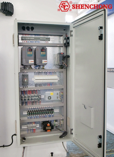Saudi Arabia Servo Hybrid CNC Press Brake Machine Electrical Cabinet