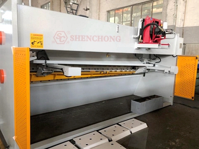 Vietnam Hydraulic Shearing Machine QC11Y-12X4000 Backgauge.jpg