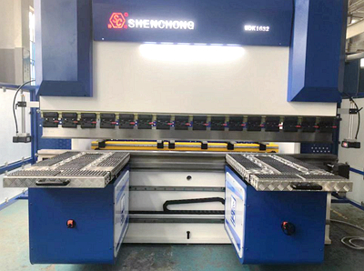 New Zealand WDK Press Brake With 2 Sheet Followers