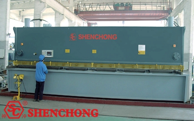 Hydraulic guillotine steel cutting machine