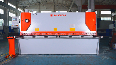 CNC hydraulic plate shearing machine