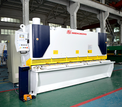 CNC Plate Shearing Machine