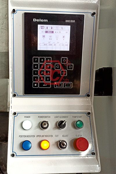 DELEM DAC 360 CNC Shearing Machine Controller