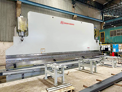 CNC light pole bending machine 600Tons 9000mm