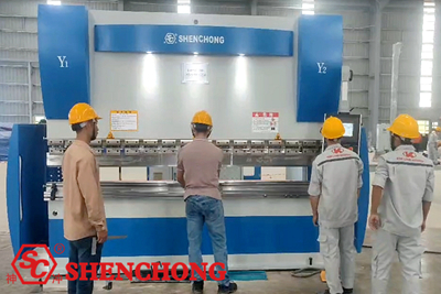 Vietnam CNC Hydraulic Press Brake WEK-100T/3200