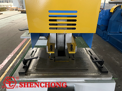 Multifunctional Hydraulic Ironworker Machine Operation