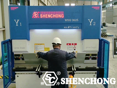 63tons 2500mm single servo CNC plate bending machine for sale