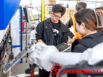 SC Italy Robot Bending Installation and Training