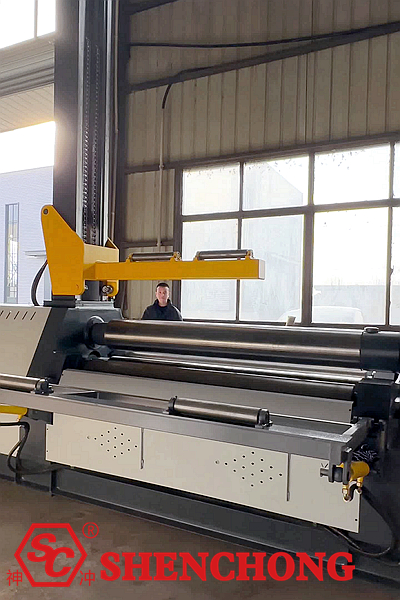 4-Roll Hydraulic Plate Bending Roll Machine 4-Roll Hydraulic Plate Bending Roll Machine
