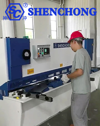 6X3200mm hydraulic guillotine shearing machine 6X3200mm hydraulic guillotine shearing machine
