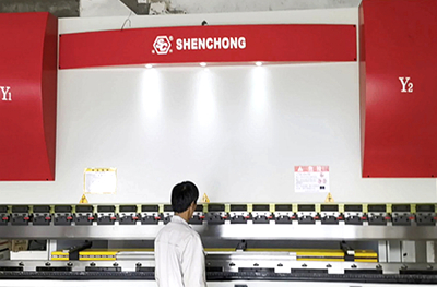 SHENCHONG WEK-250T 4000MM EL15T 4+1 axis CNC hydraulic press brake machine SHENCHONG WEK-250T 4000MM EL15T 4+1 axis CNC hydraulic press brake machine
